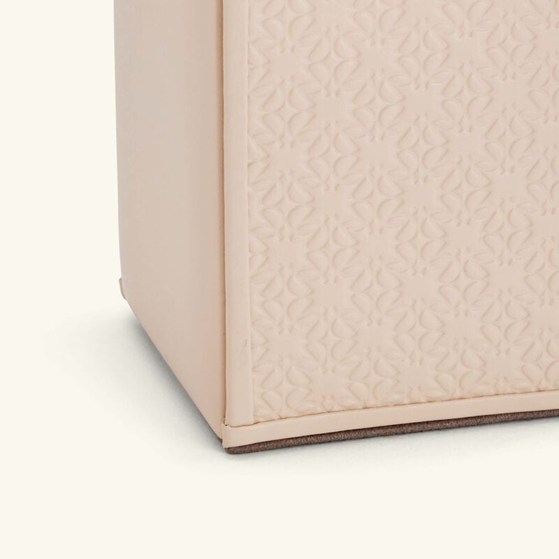 Elie Saab Monogram Pen Holder Torrone Beige giobagnara elie saab monogram pen holder torrone beige
