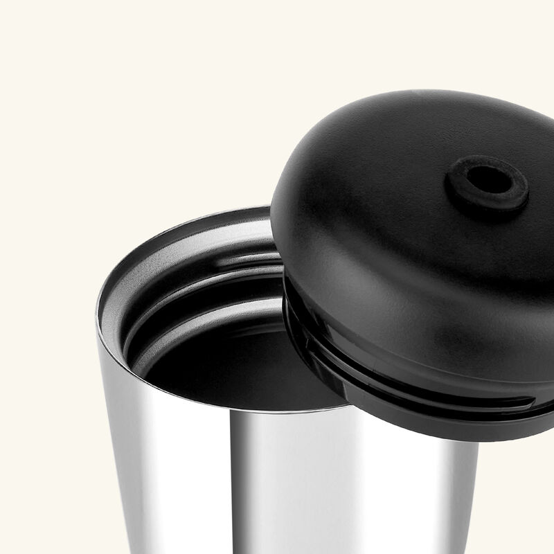 كوب السفر سكاي مع ماصة 0.4 ليتر جورج جنسن كوب السفر سكاي مع ماصة 0 4 ليتر