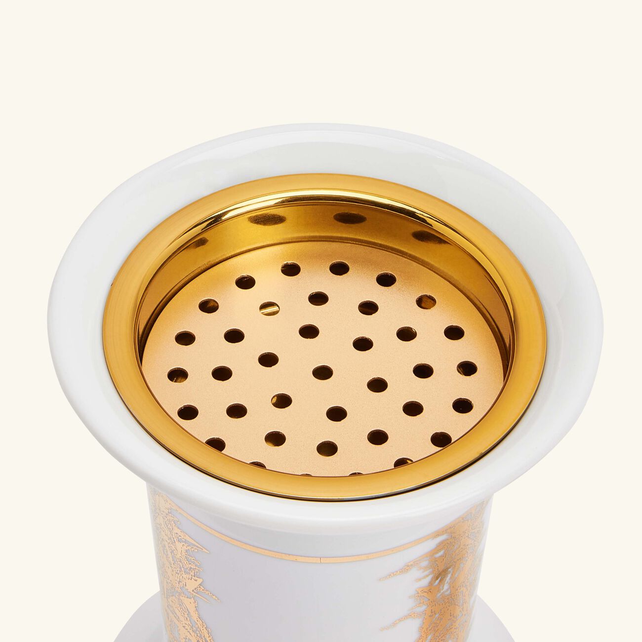 طقم مؤلف من مبخرة تمرة بالتعاون مع رزان العزوني وعلبة للحلى والمجوهرات صلصال طقم مؤلف من مبخرة تمرة بالتعاون مع رزان العزوني وعلبة للحلى والمجوهرات