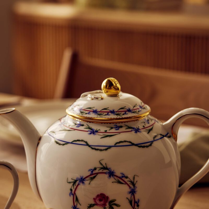 Le Gobelet Du Roy Tea Pot White bernardaud le gobelet du roy tea pot white