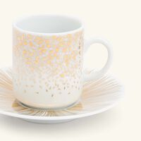 طقم تمرة دايتس توب المؤلف من فنجانين مع صحنيهما باللون الذهبي صلصال طقم تمرة دايتس توب المؤلف من فنجانين مع صحنيهما باللون الذهبي