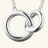 طقم إيدول دو كريستوفل من قلادتين تشوكر باللون الفضي طقم إيدول دو كريستوفل من قلادتين تشوكر باللون الفضي