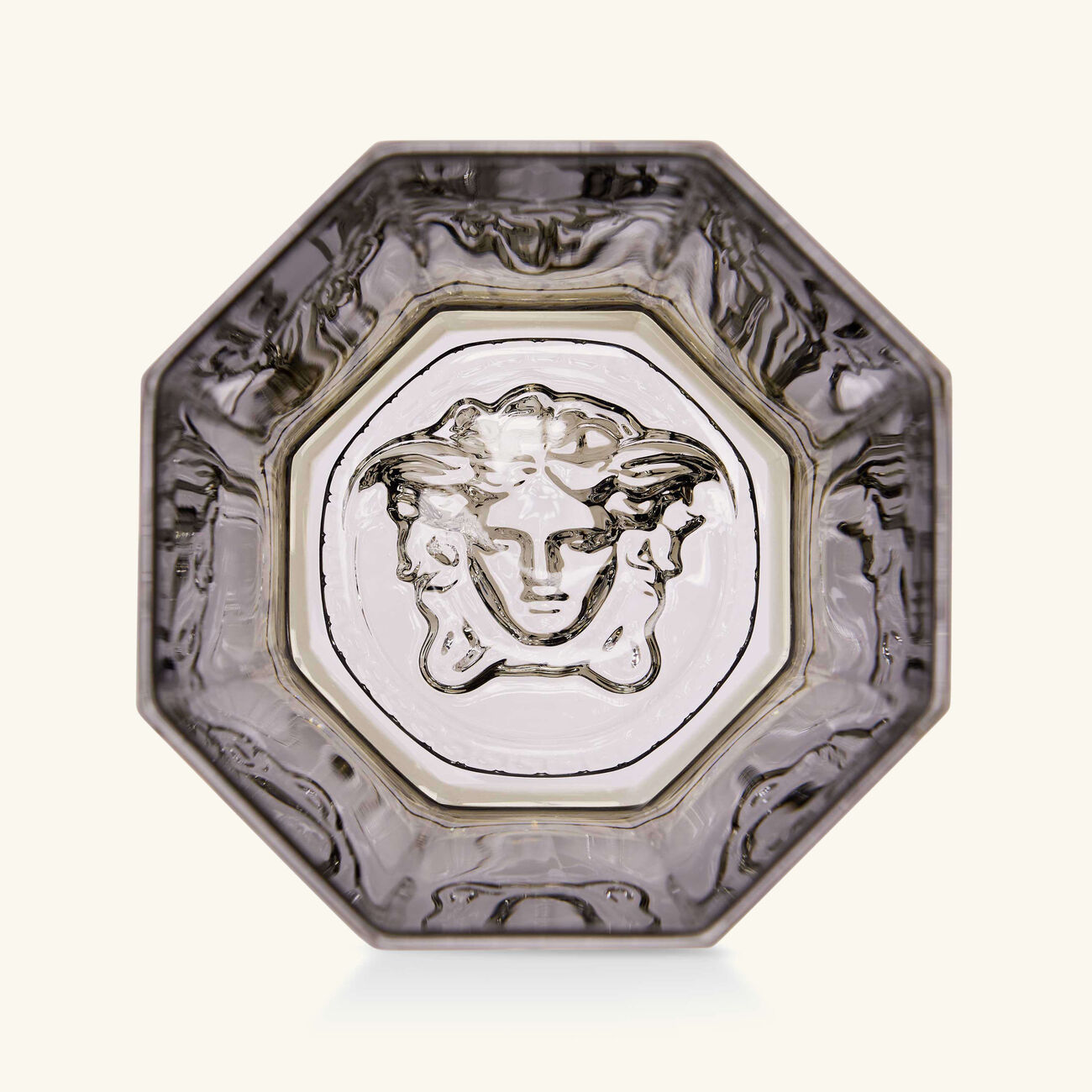 فيرساتشي طقم ميدوزا لوميير هيز مؤلف من كأسين للشرب باللون الأسود