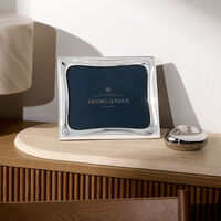 جورج جنسن إطار الصور كوبرا فضي كبير