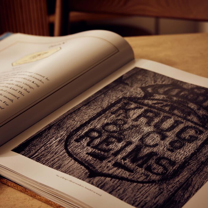 assouline the impossible collection of champagne book 50x45cm