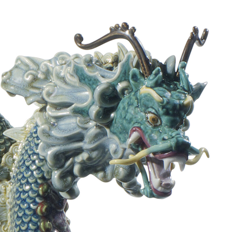 Auspicious Dragon Sculpture, large