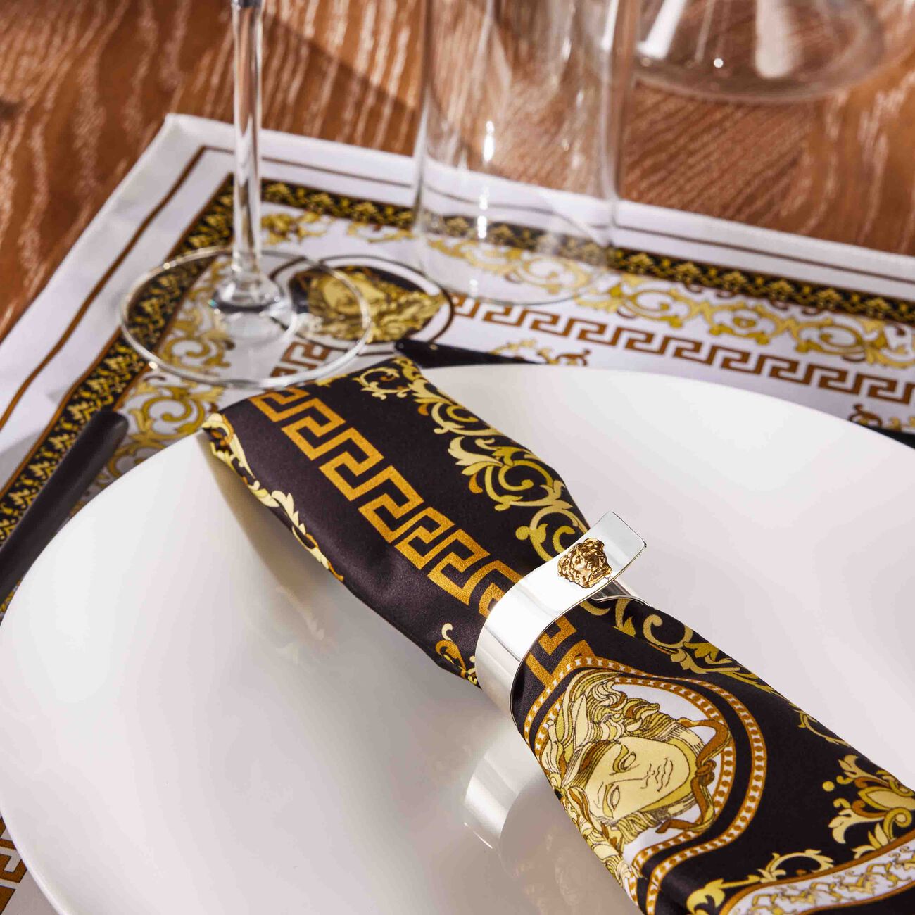 versace medusa napkin ring silver plated set of 4