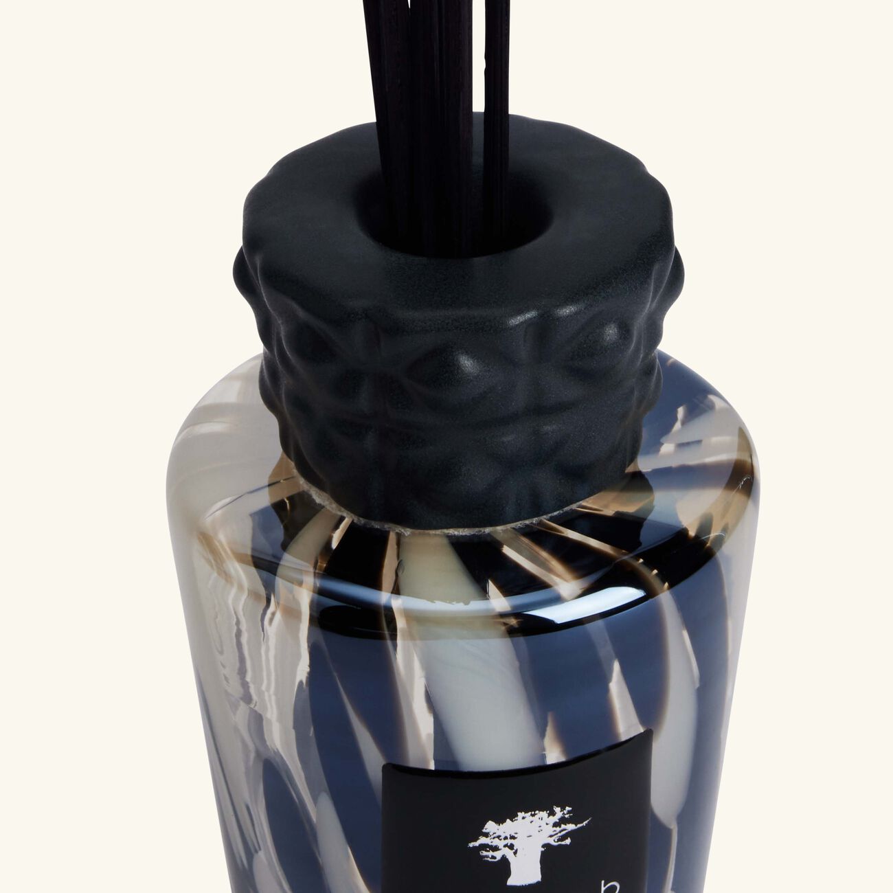 baobab collection pearls black totem diffuser