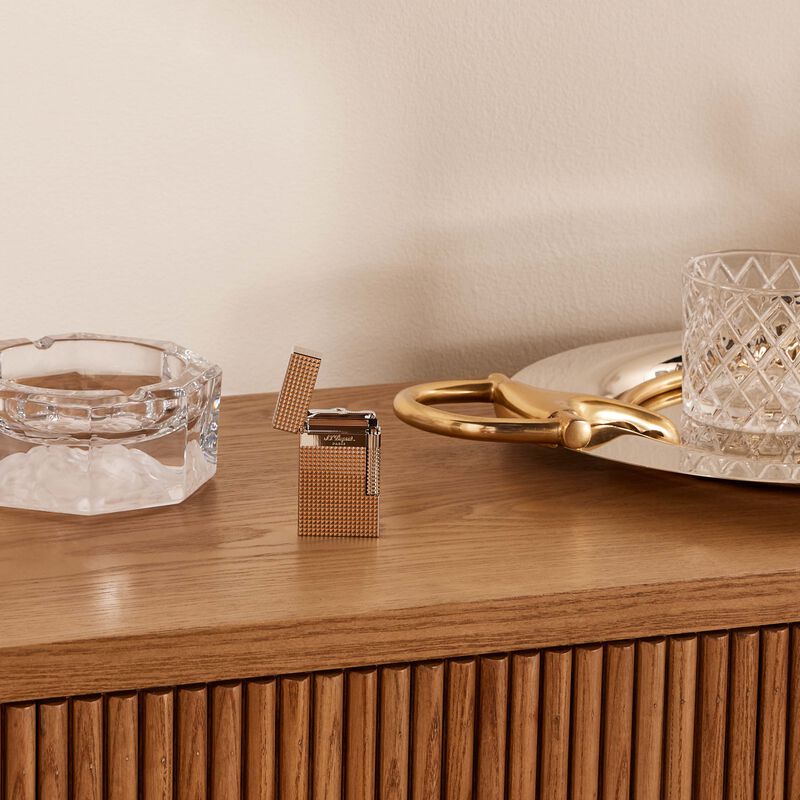 Le New Grand Dupont Diamond Head Lighter Silver st dupont le new grand dupont diamond head lighter silver