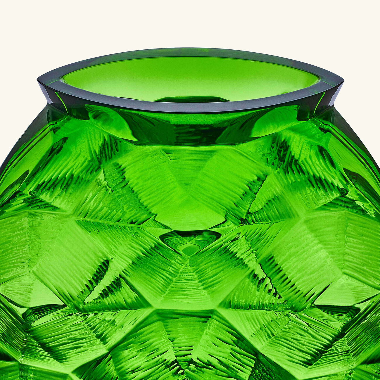 lalique tortue vase medium green