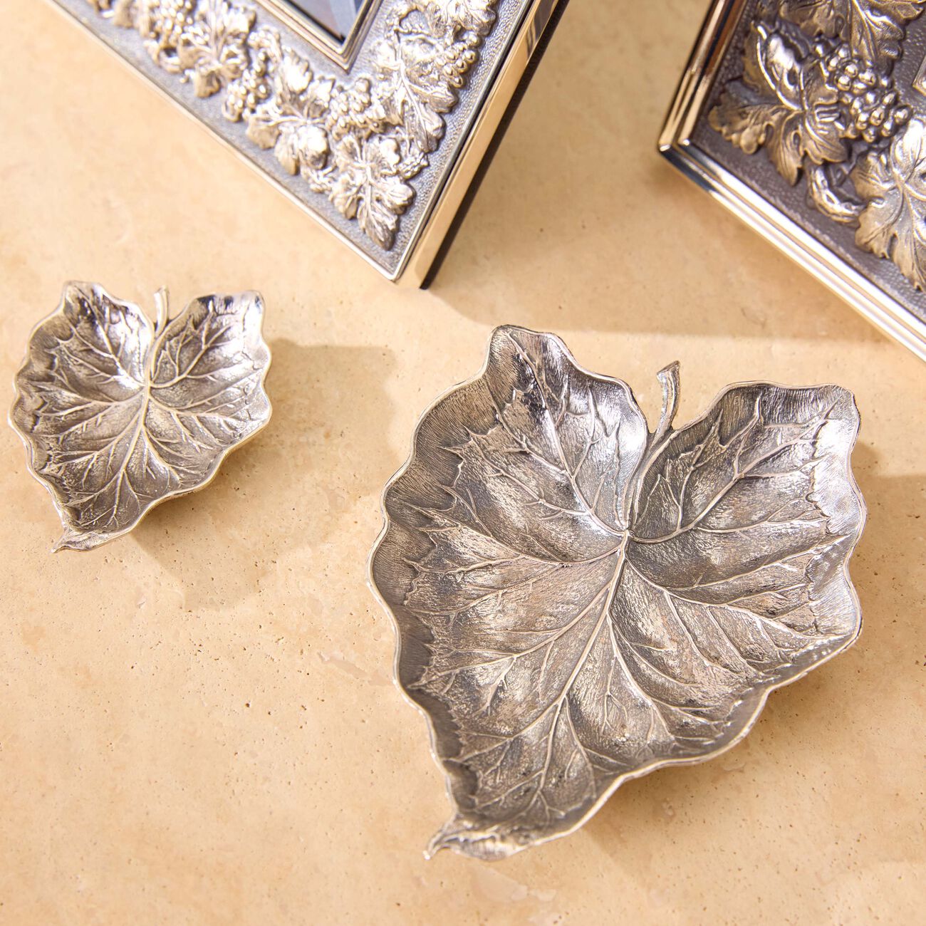 buccellati arum leaf bowl small