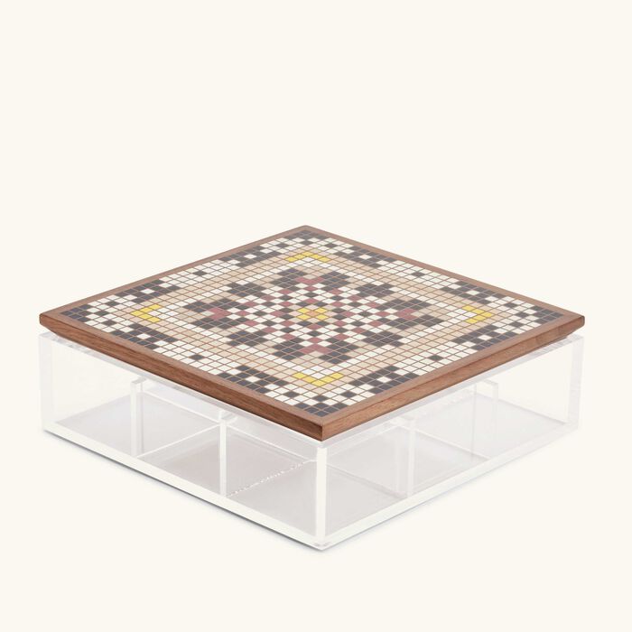 aya the art of living masjid al nabawi tea box