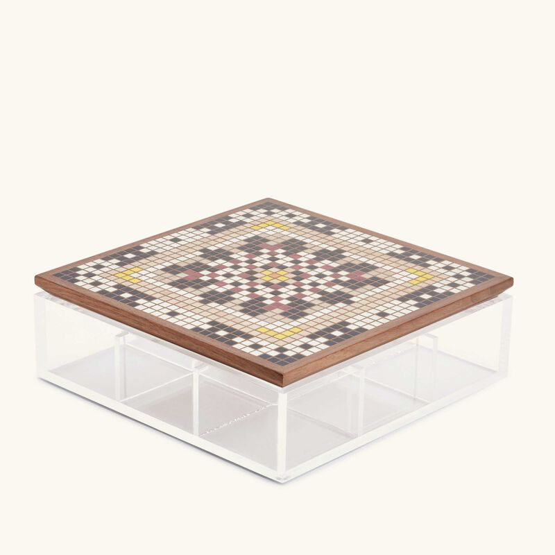 aya the art of living masjid al nabawi tea box