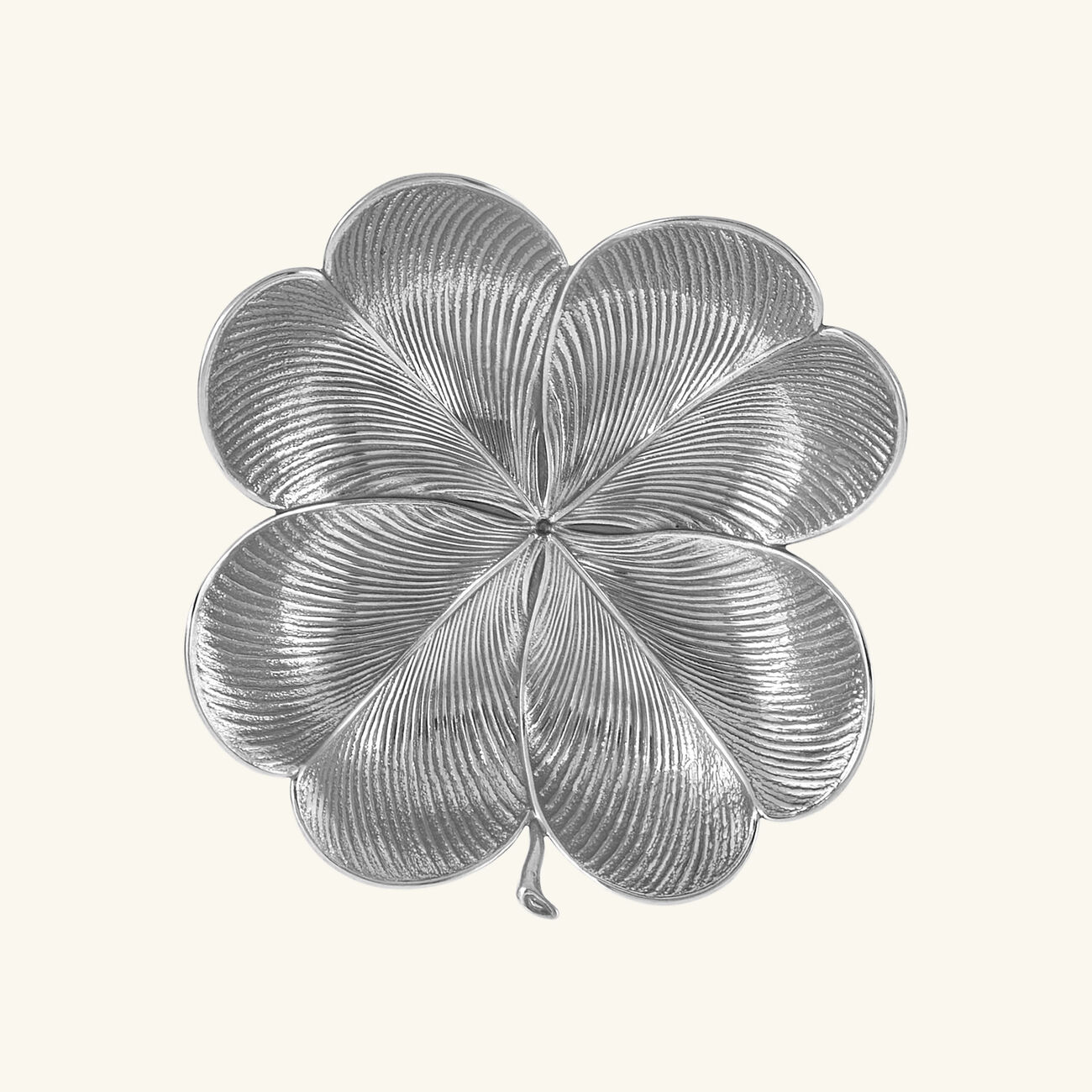 buccellati clover leaf bowl medium silver