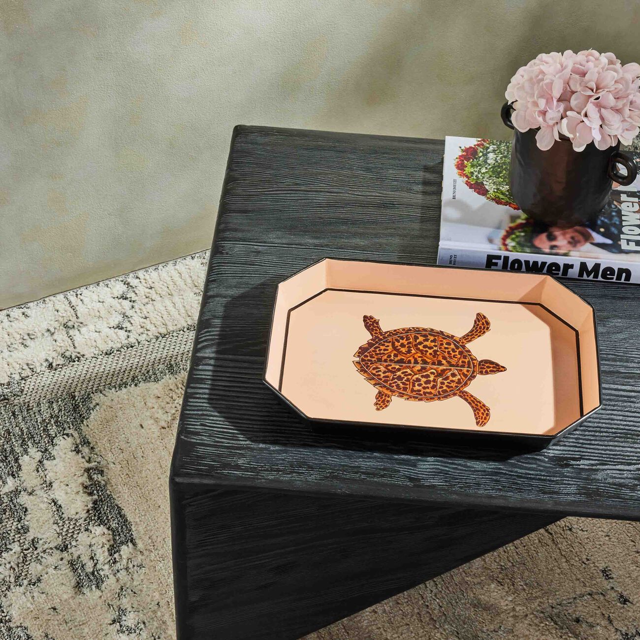les ottomans fauna serving tray octagonal medium pink