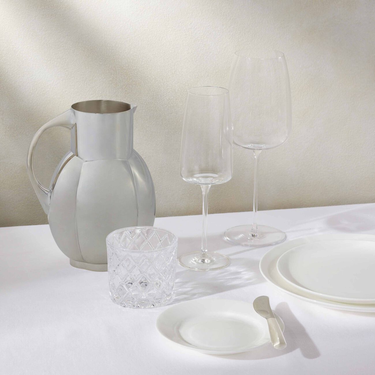 كريستوفل إبريق ماء باللون الفضي