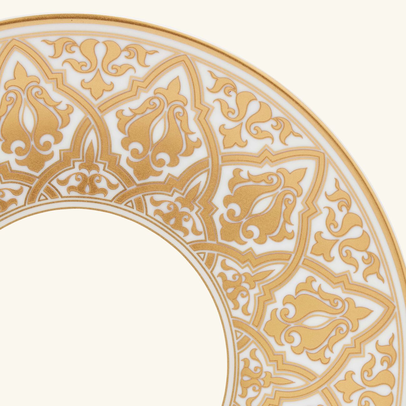 bernardaud venise salad plate round gold 21cm