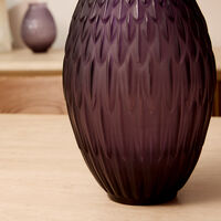 lalique vesper plumes vase medium purple