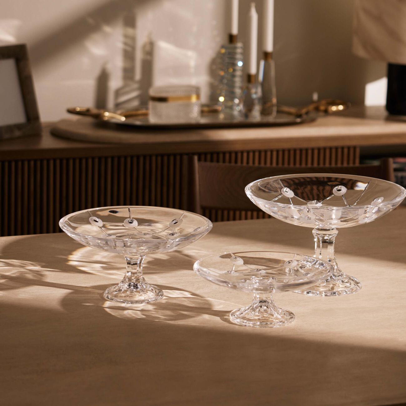 ماريو تشيوني وعاء ديكور كوستيليشن شفاف بحجم متوسط