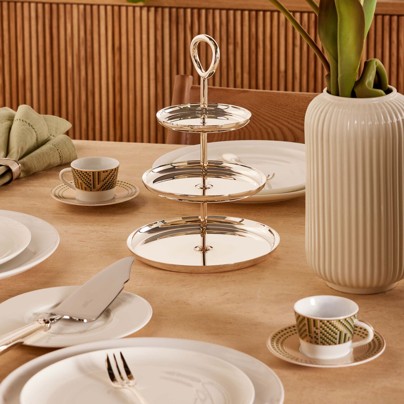 christofle vertigo cake stand silver plated