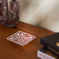 جينوري 1735 وعاء لابيرينتو أحمر