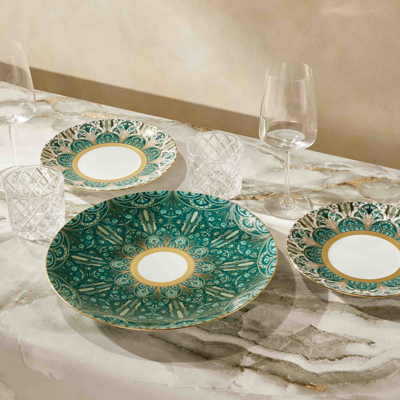 haviland r ves du nil underplate round green 32cm