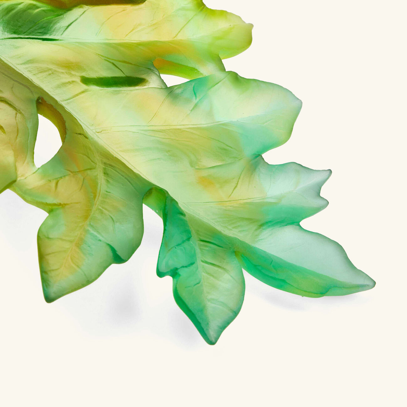 daum born o wall leaf figurine large green