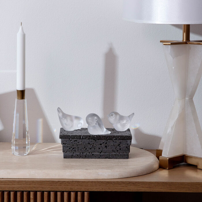 لاليك تمثال بيو على شكل طير ذيله للأسفل صغير شفاف