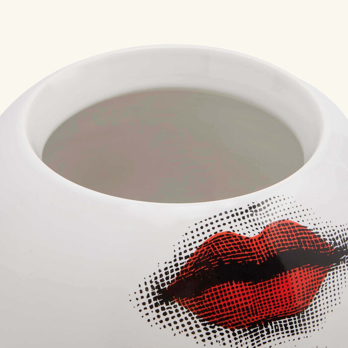 fornasetti rossetti vase medium white
