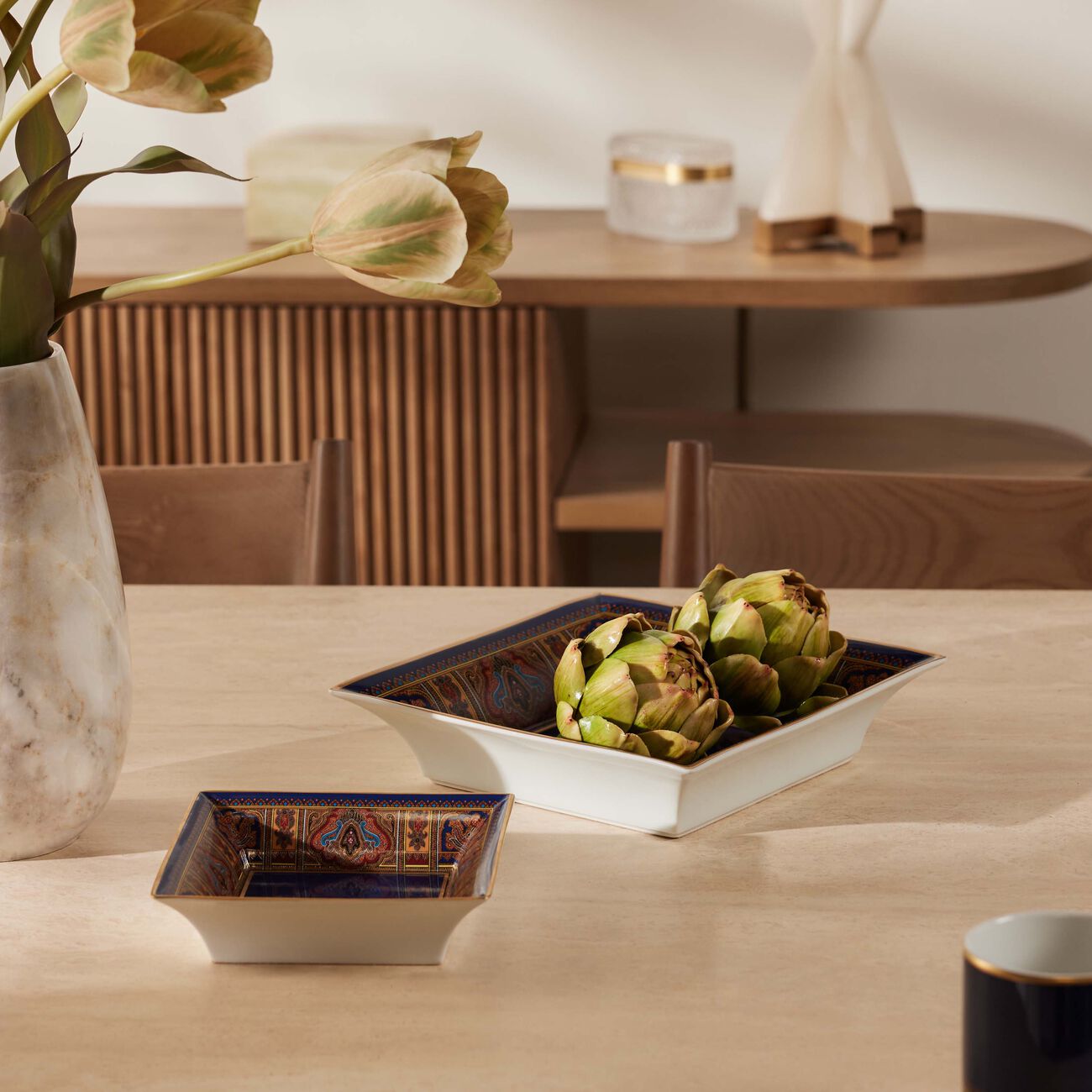 إيترو صينية كشمير للمقتنيات الصغيرة مربعة متوسطة باللون الأزرق