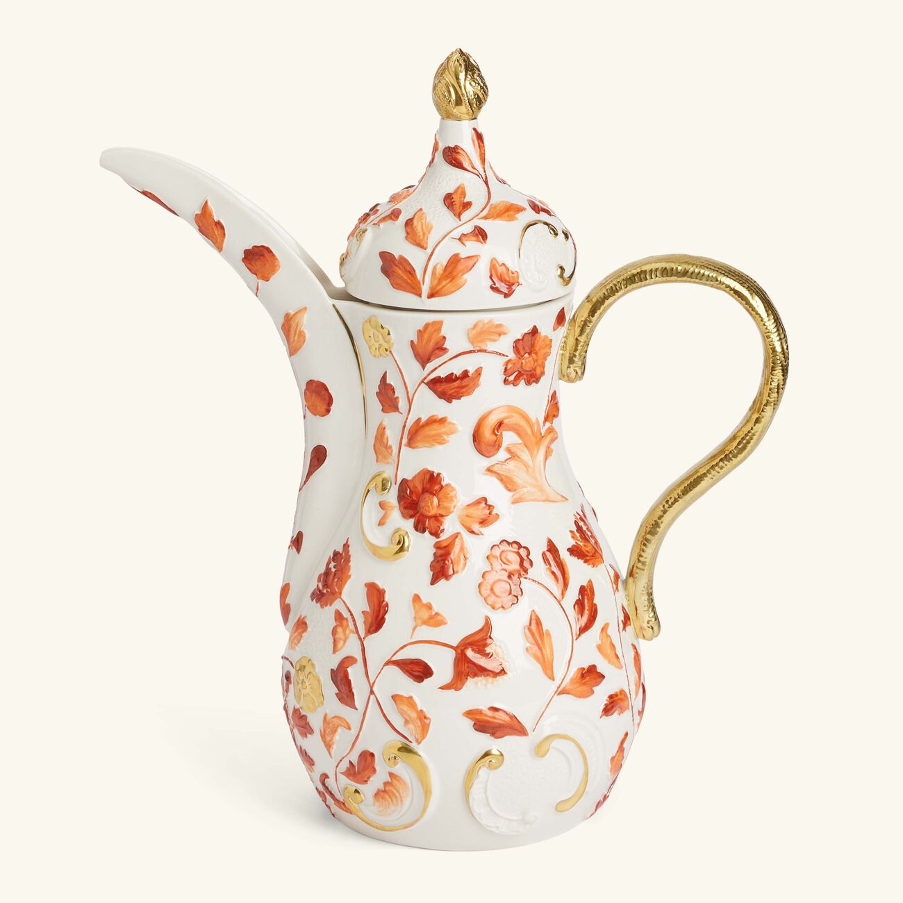 فيلاري دلة تاورمينا باللون الأحمر