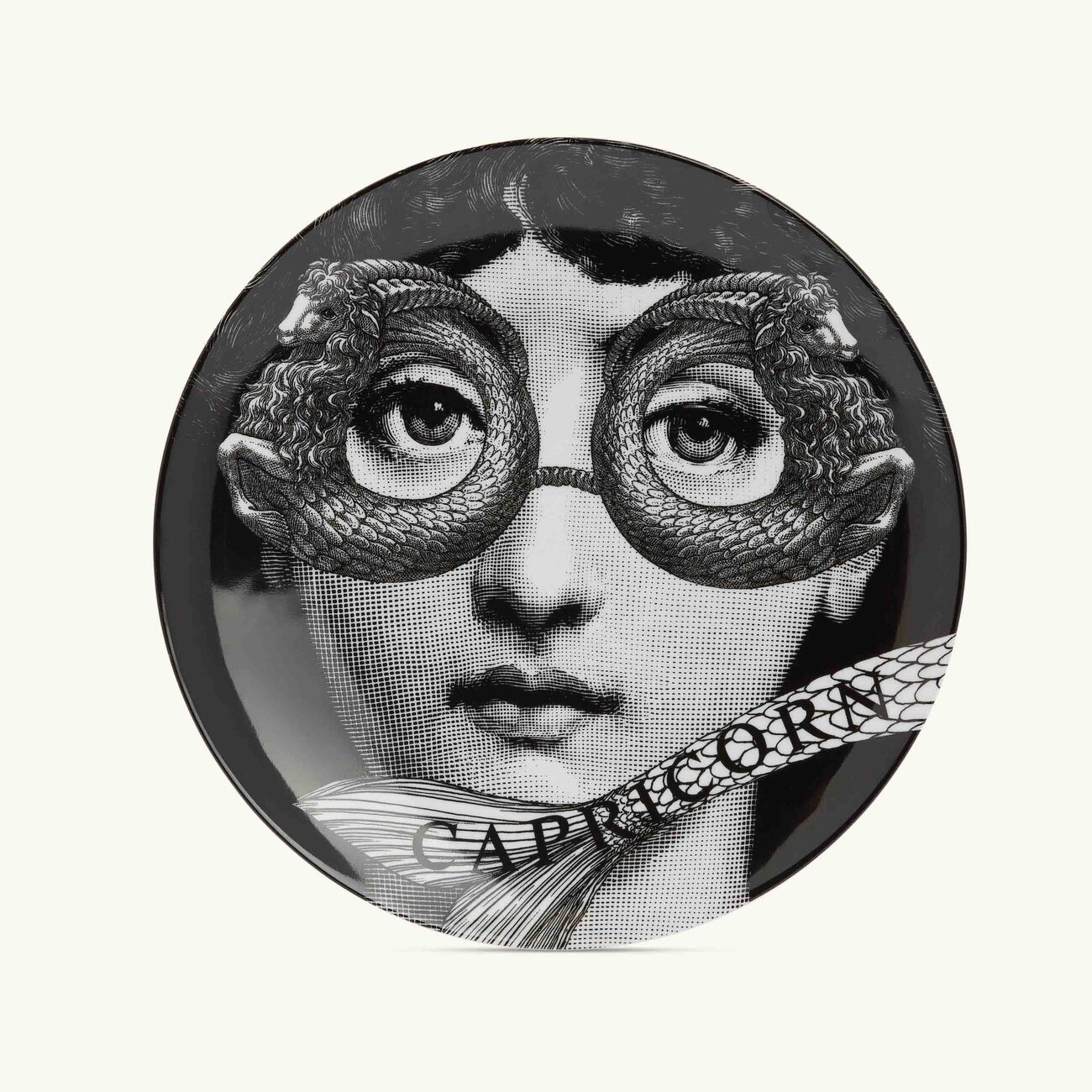 طبق تزيين الجدار تيما إي فاريازيوني 357 برمز برج الجدي فورناسيتي طبق تزيين الجدار تيما إي فاريازيوني 357 برمز برج الجدي