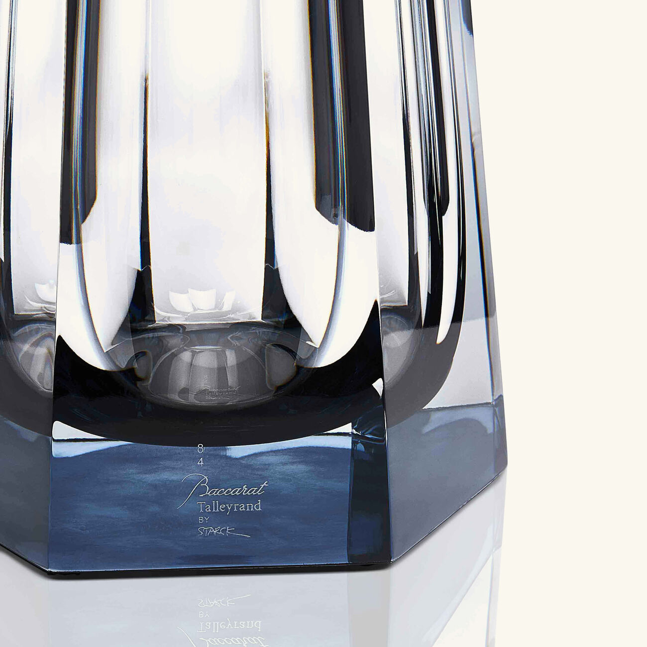 baccarat harcourt talleyrand minence grise vase medium clear