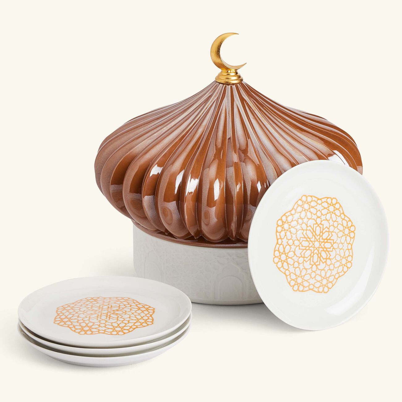 lladro majestic nights box with 4 plates brown