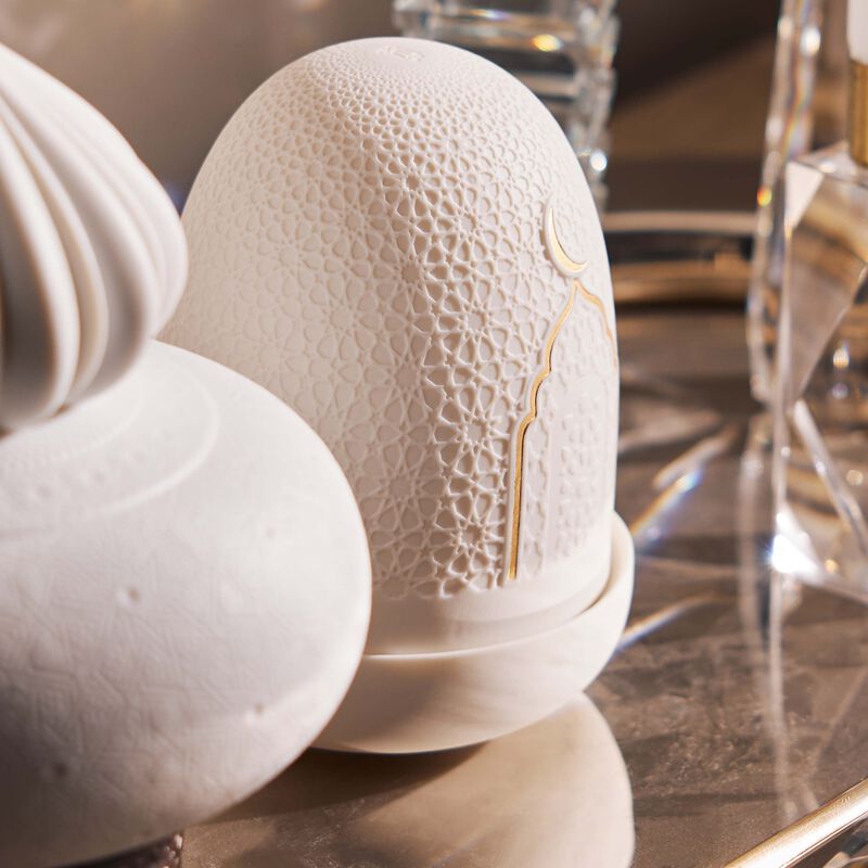 مصباح ضياء على شكل قبة باللون البني لادرو مصباح ضياء على شكل قبة باللون البني