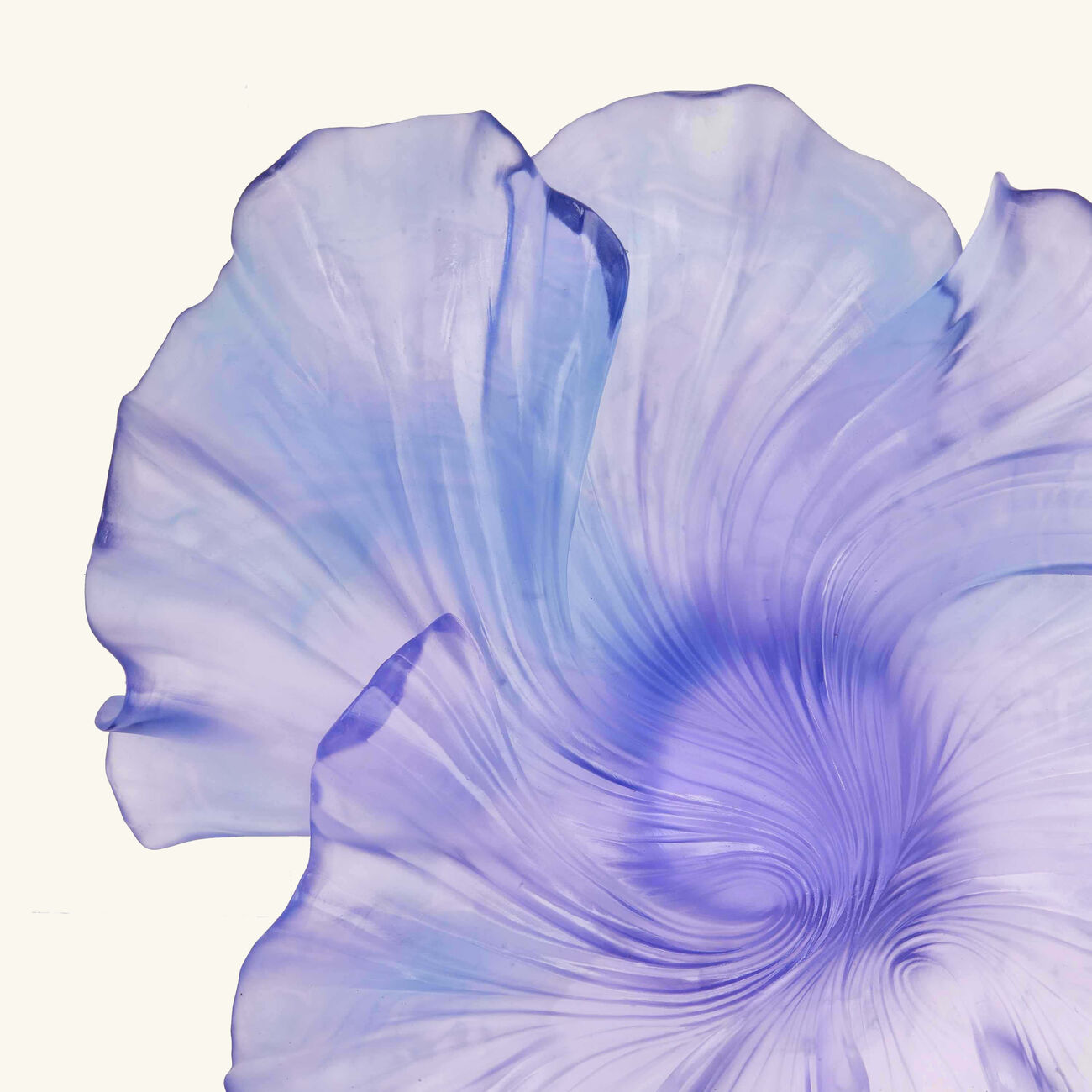 daum croisi re centerpiece blue