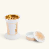 طقم مؤلف من مبخرة تمرة بالتعاون مع رزان العزوني وعلبة للحلى والمجوهرات صلصال طقم مؤلف من مبخرة تمرة بالتعاون مع رزان العزوني وعلبة للحلى والمجوهرات