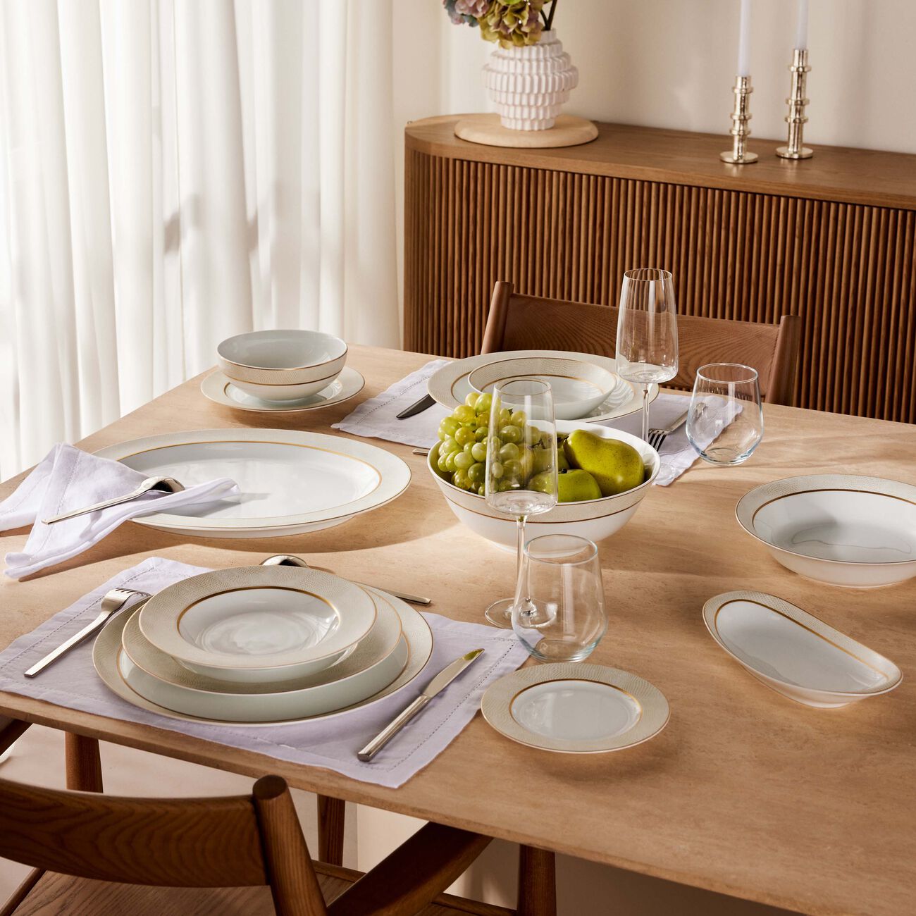 bernardaud sauvage blanc serving platter oval gold 39cm