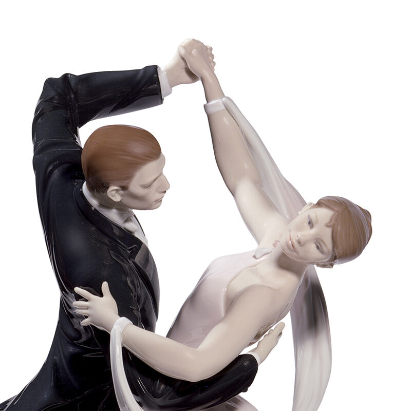 منحوتة على شكل زوجين يرقصان الفوكستروت, large