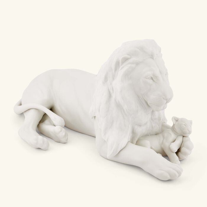 lladro lion with cub sculpture small white