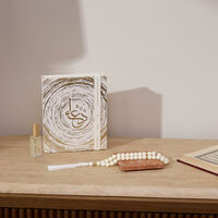 Safaa White Shell Misbaha & Fragrance Set light of sakina safaa white shell misbaha fragrance set