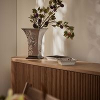 إيترو مزهرية بلوم متوسطة باللون الأخضر