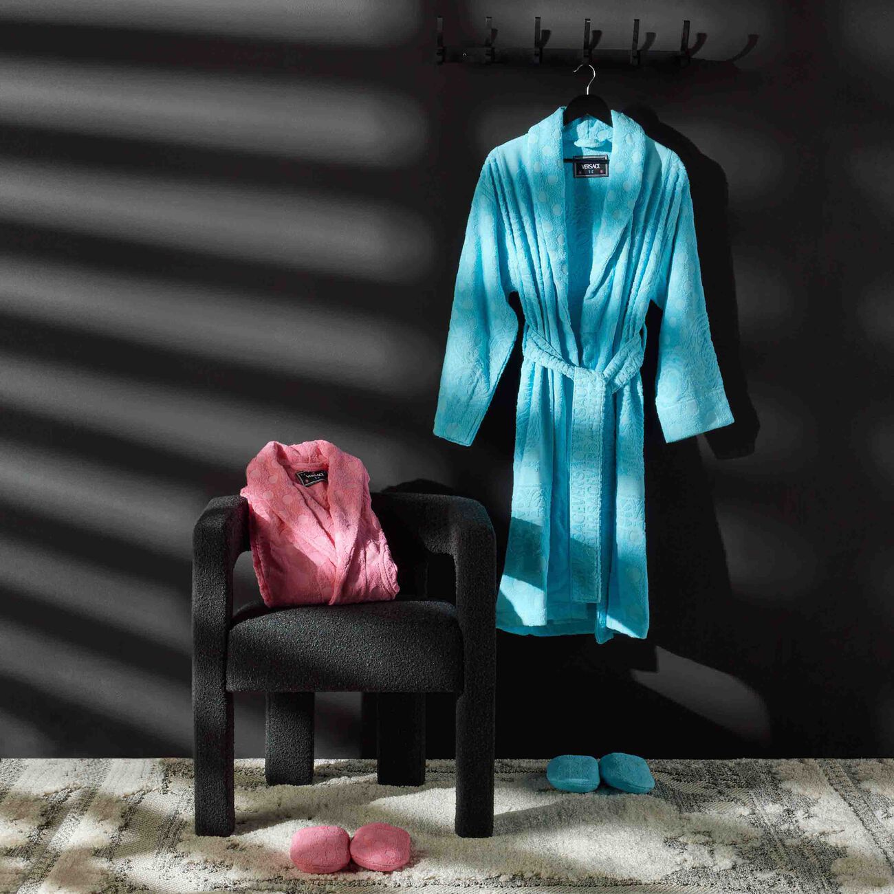 versace la vacanza bath robe pink