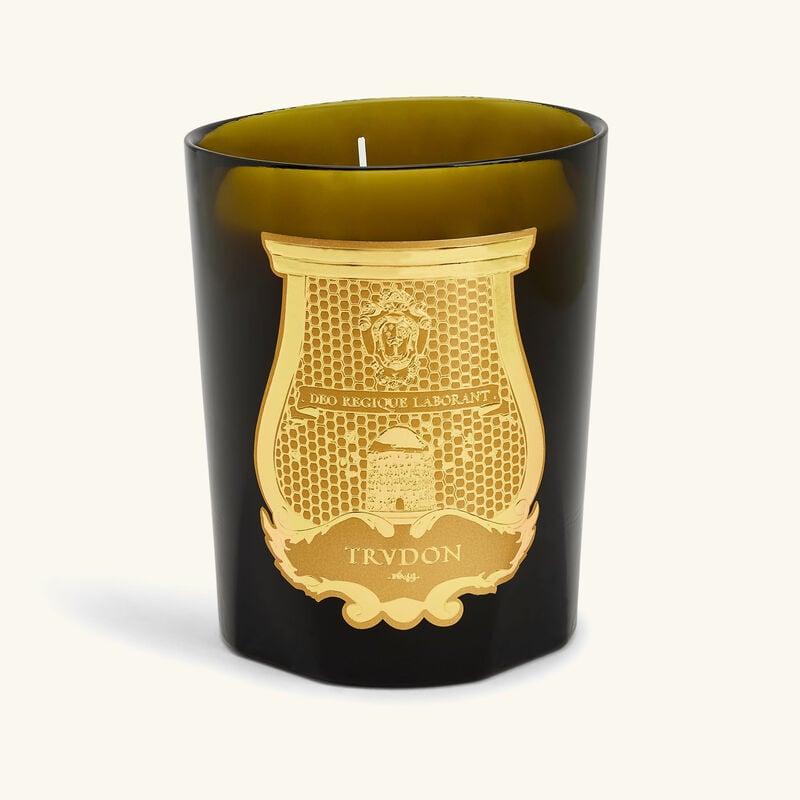 الشمعة المعطرة سيرنوس 800 جرام 800
