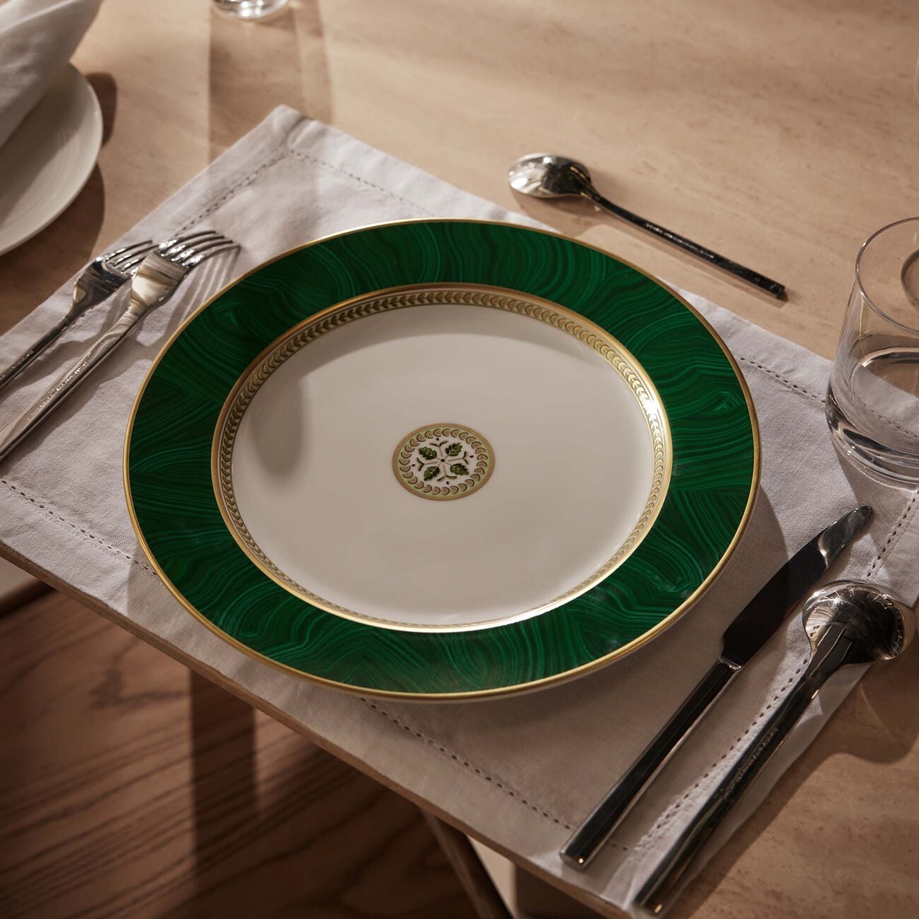 bernardaud constance charger plate round green 31cm