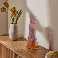 daum hiver en soi sculpture extra large pink