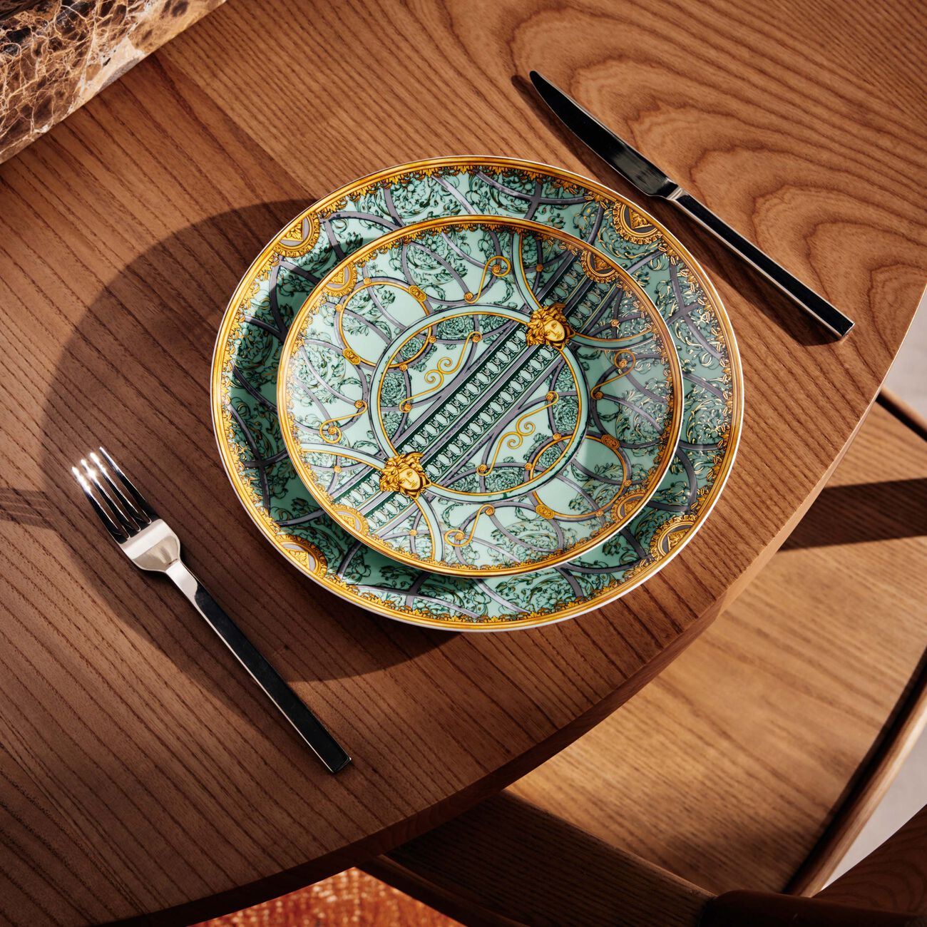 versace scala del palazzo plate round green 21cm