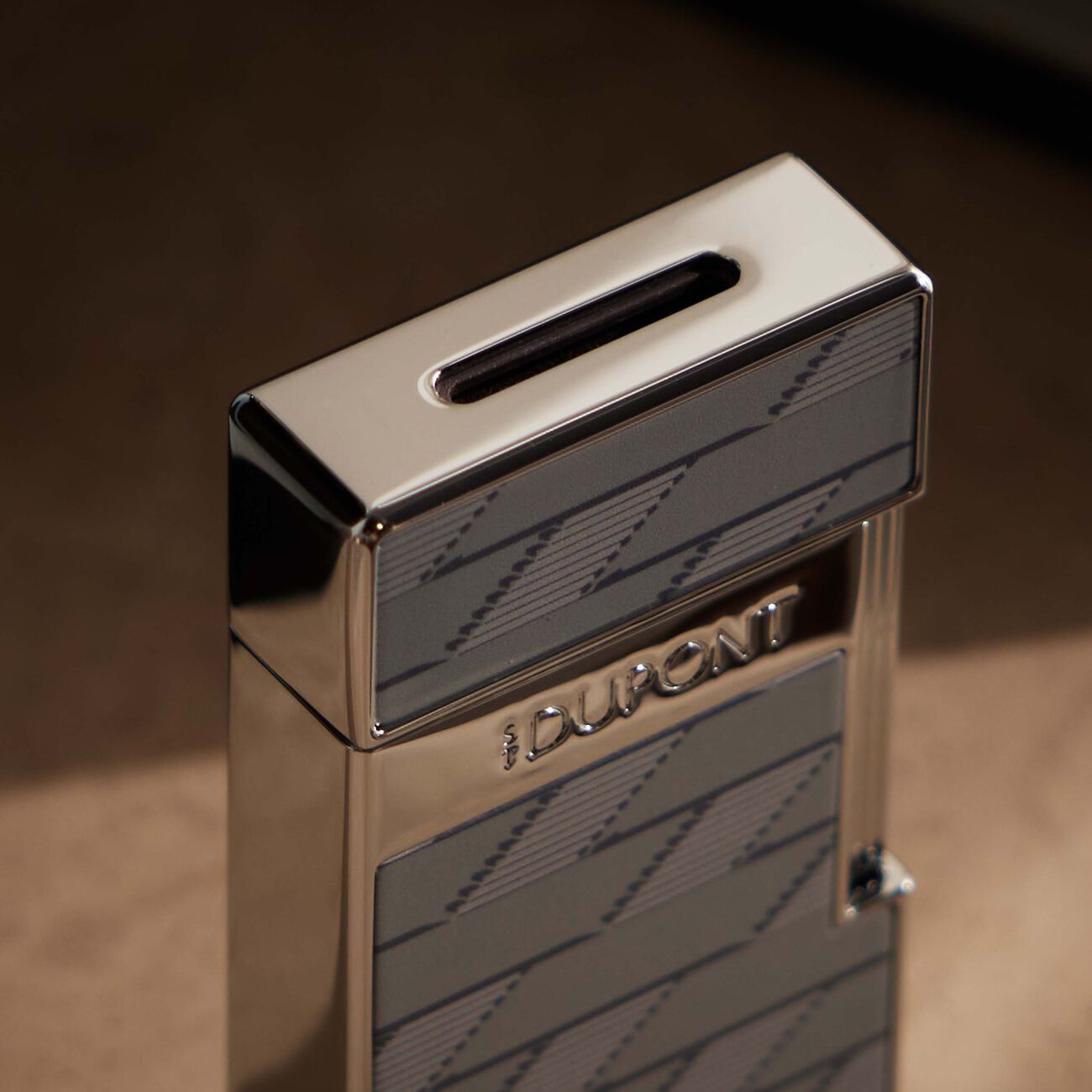 اس تي دوبون ولّاعة بيجي مونوجرام 1872 باللون الرمادي