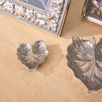 بوتشيلاتي وعاء على شكل ورقة القلقاس بحجم صغير جدًا