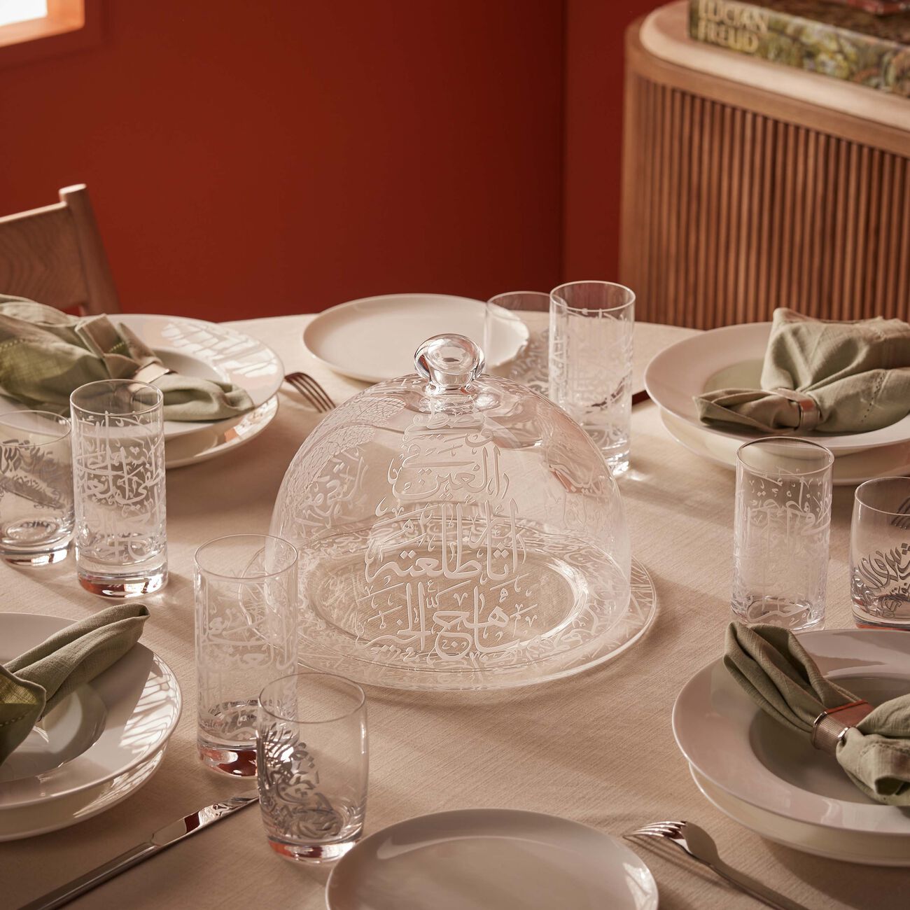 دملاج غطاء  ثلث  للأواني بتصميم دائري شفاف   27 سم